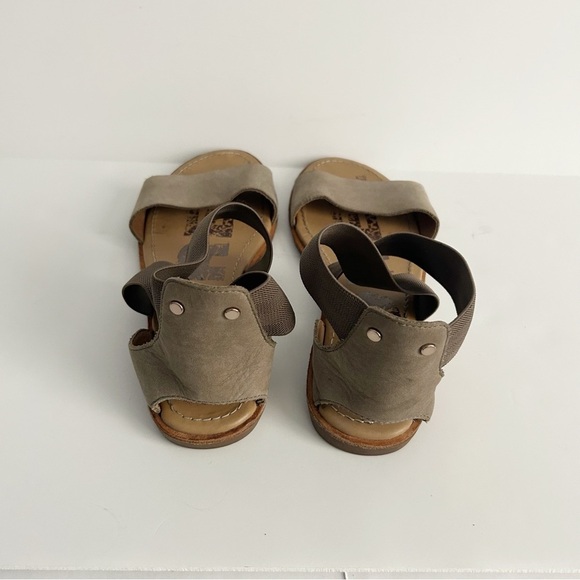 Sorel Ella Comfort Sandals | Size 7 - Picture 3 of 4